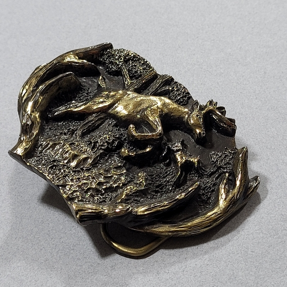 Vintage Deer Buckle. - Picture 2 of 7